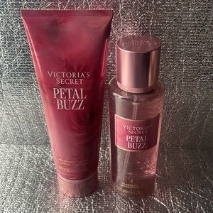 Victoria Secrets Petal Buzz Set